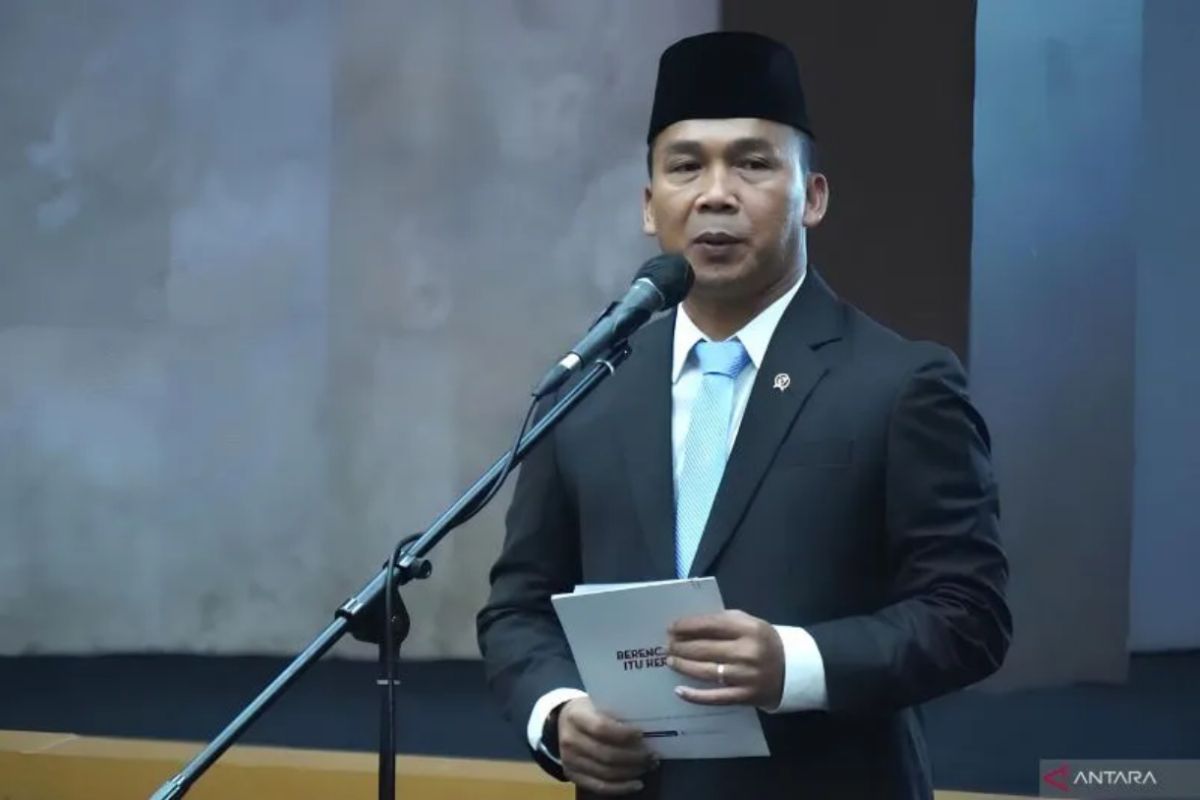 Minister Wihaji: Father's Role Crucial in Child Development