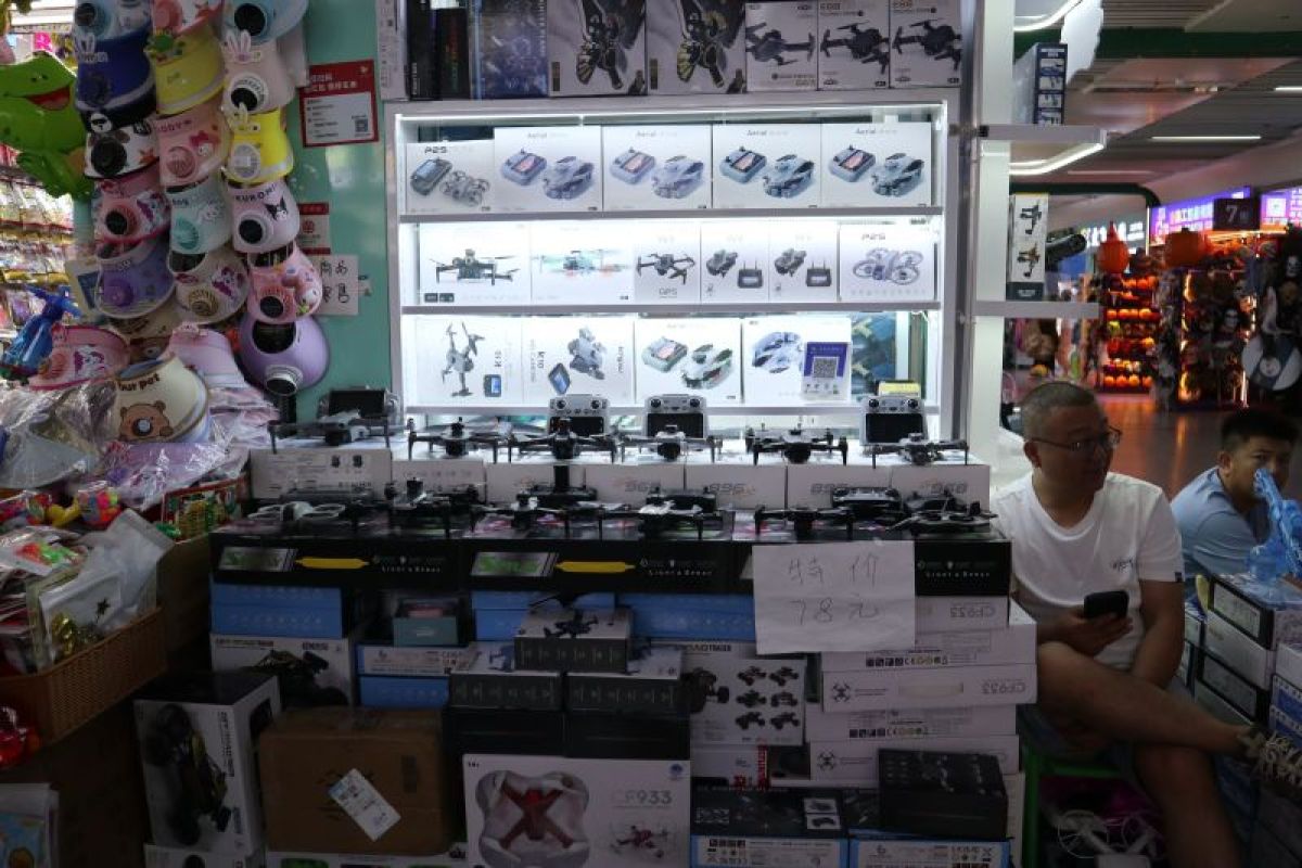 Exploring 'Made in China' goods at the colossal Yiwu supermarket