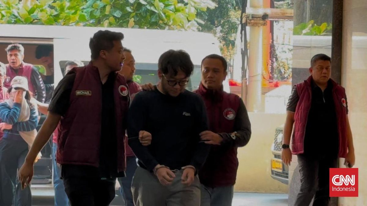 The Flight of Frans Antoni, Treasurer to Drug Kingpin Fredy Pratama