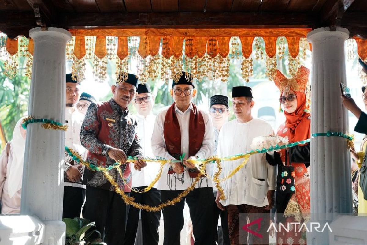 Culture Minister: Renovation of Ampang Gadang Old Mosque Could Boost Local Economy
