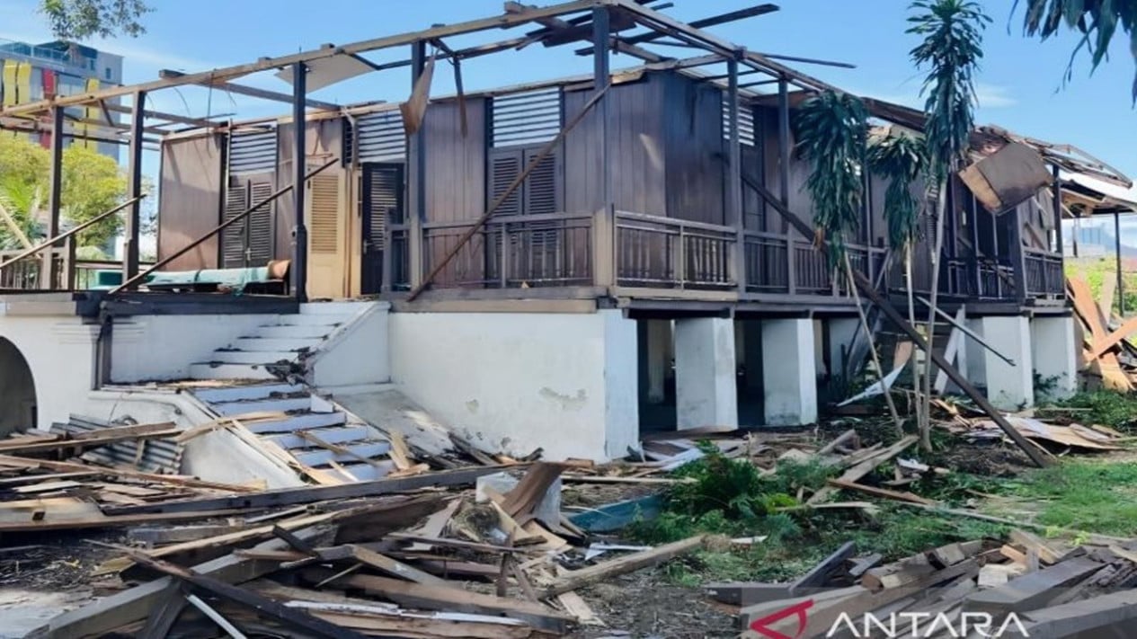 Site of First Flag Raising in Gorontalo Demolished