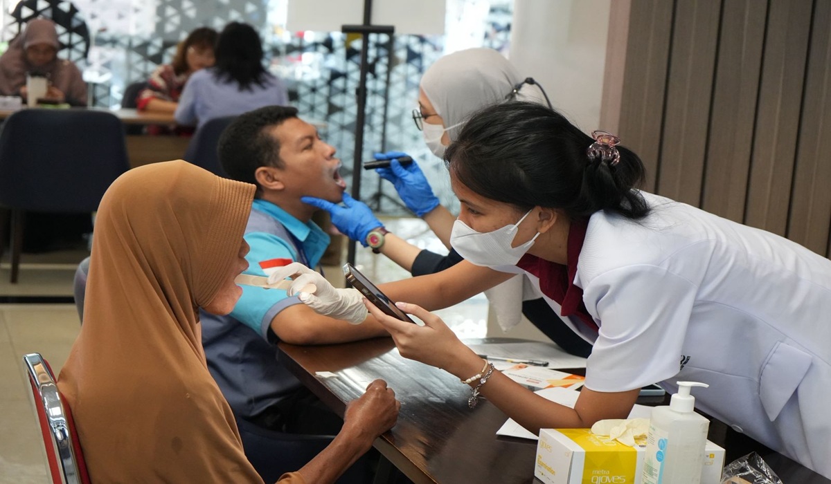 Untar and West Jakarta Government Provide Free Health Screenings for Early Disease Detection