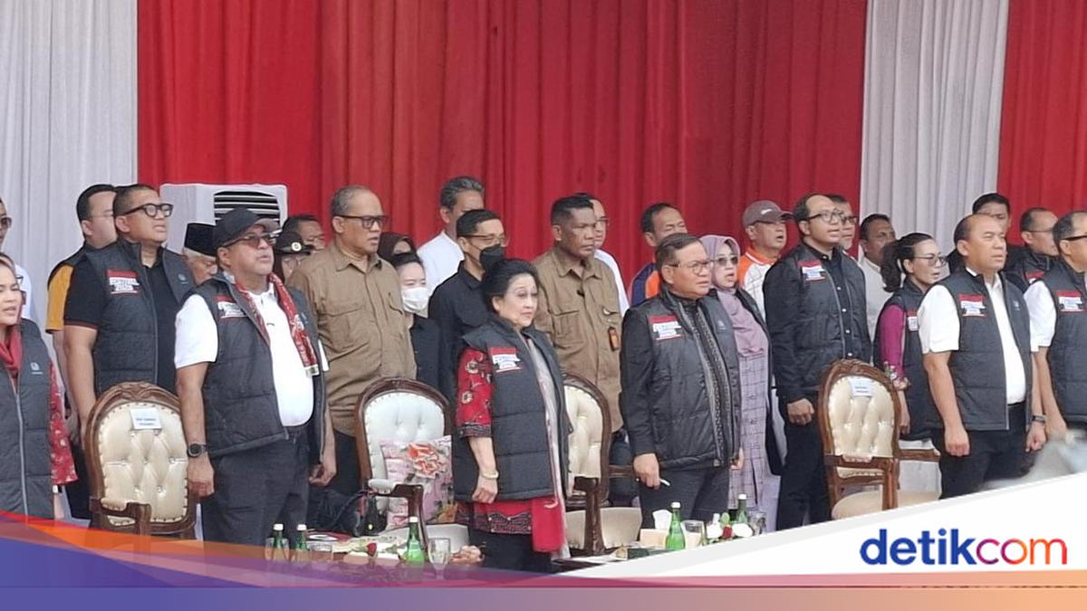 Megawati and Pramono Attend Bung Karno Festival at Proclamation Park