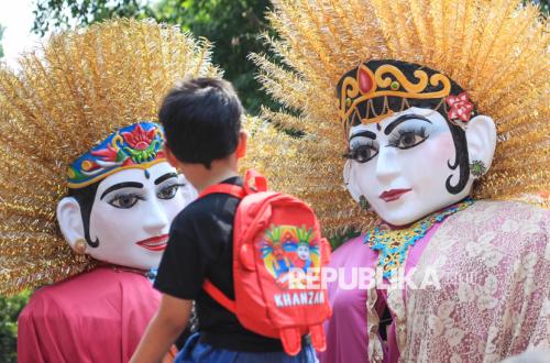 Top Indonesian Designers to Revamp 500 Jakarta Ondel-Ondel