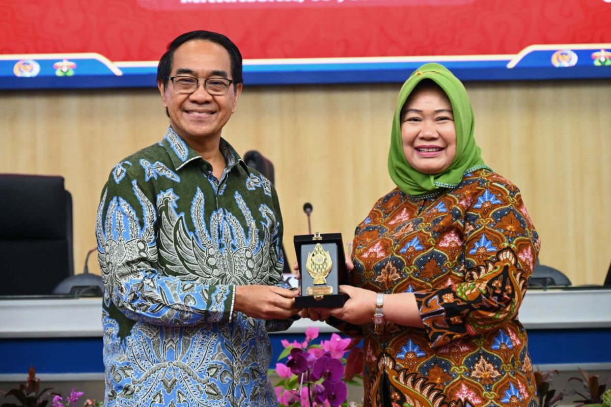MPR open to input on the 1945 Constitution from universities