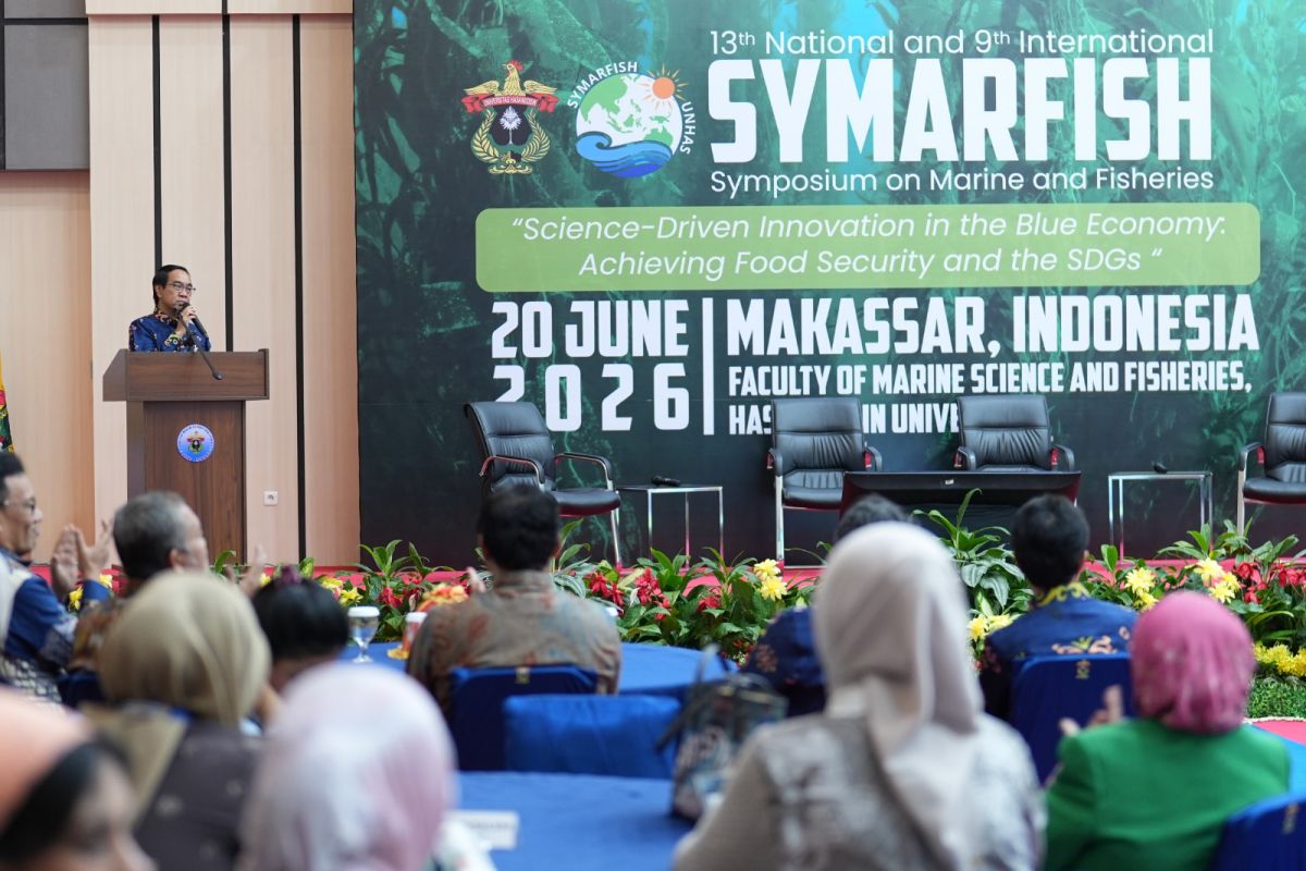 Unhas Rector Stresses Importance of Shared Vision for Blue Economy