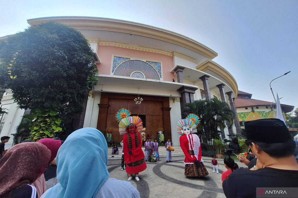 Setu Babakan Holds Cultural Arts Festival to Welcome Jakarta's 499th Anniversary