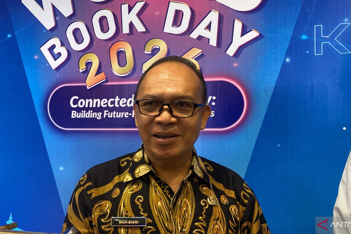 Short on collection, Kepri provincial government invites book donations for libraries