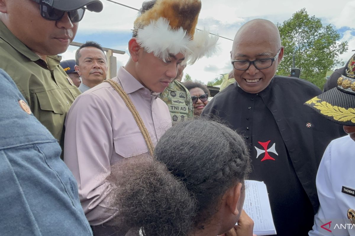 Gibran Visits Asmat, Signs Autograph for Child and Receives Community Aspirations