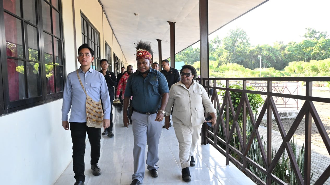 Accompanying Gibran to West Papua, Ribka Haluk Says Cocoa Downstreaming Is Tangible Proof of Special Autonomy Fund Impact