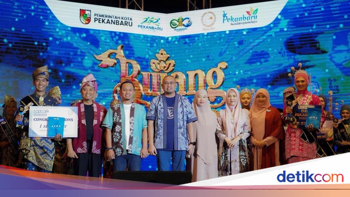 Andre Rosiade Provides Development Funds for Pekanbaru Youth Ambassadors 2026 Finalists