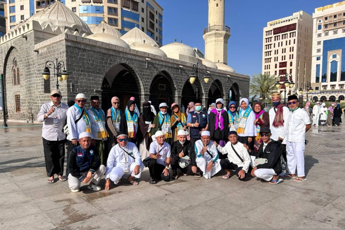 Gorontalo Hajj Pilgrims from Group 28 Arrive in Makassar