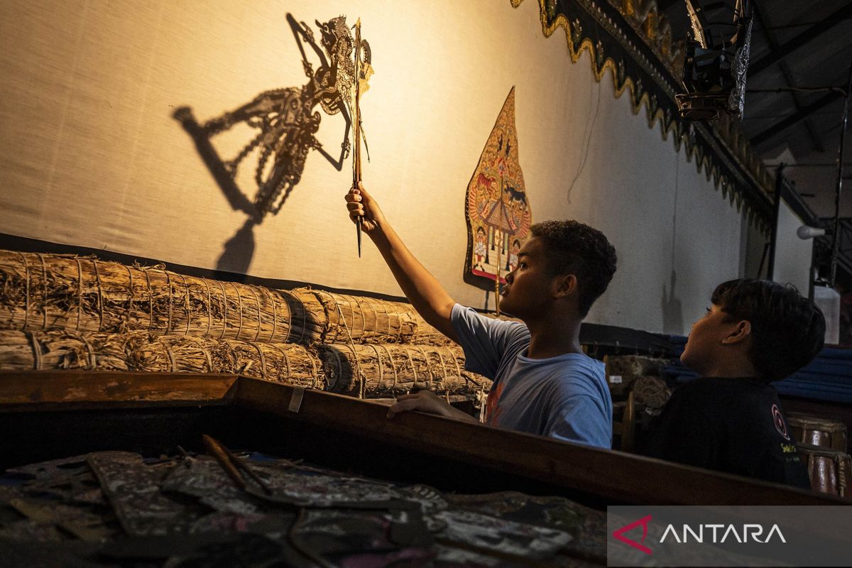Karawitan and Puppetry Training for Children Aims to Preserve Culture and Support Digital Protection Policy