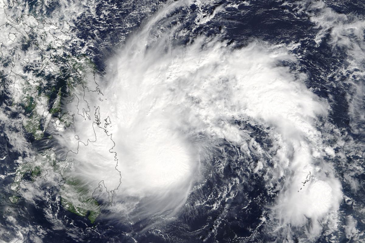 BMKG Warns of Heavy Rain Potential Due to Tropical Cyclone Mekkhala