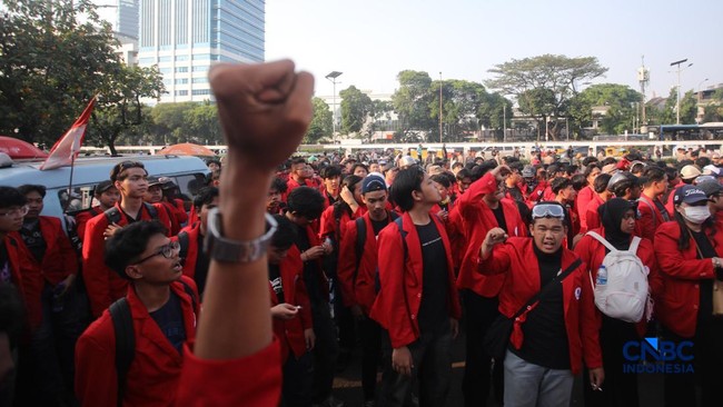 When the Student Movement Becomes a 'New Class'