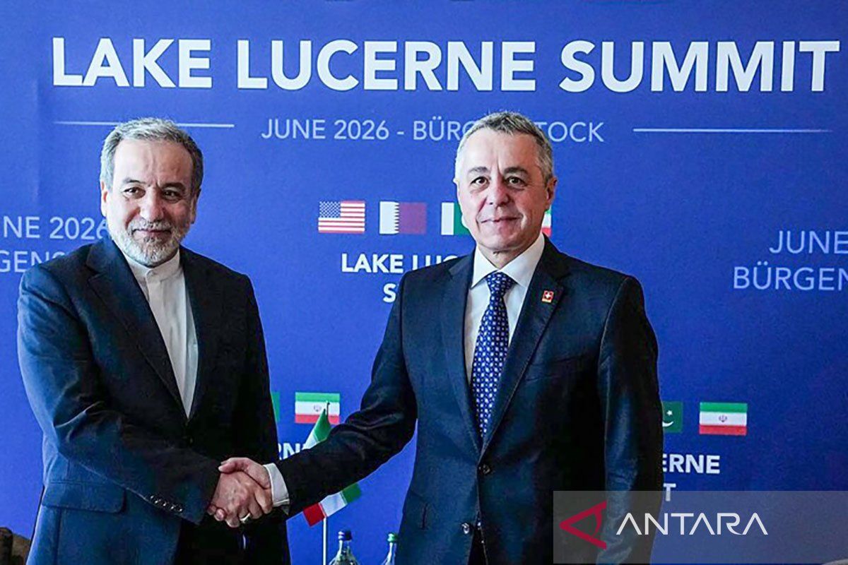 Iran FM: Talks with US achieve significant progress