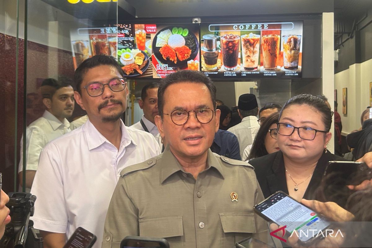 Trade Minister: Franchising is a fast way to start a business