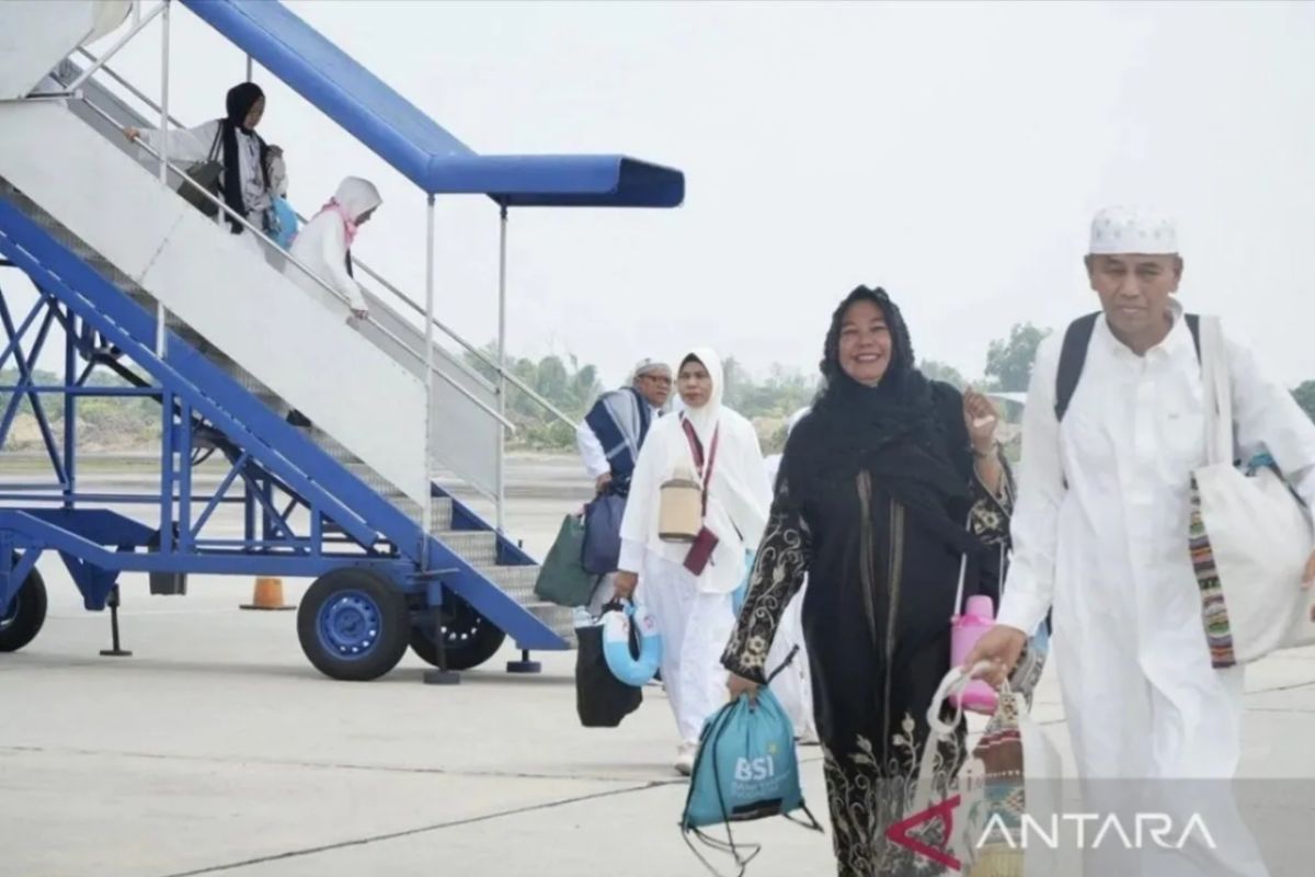 4,681 Hajj Pilgrims from Riau Have Returned Home