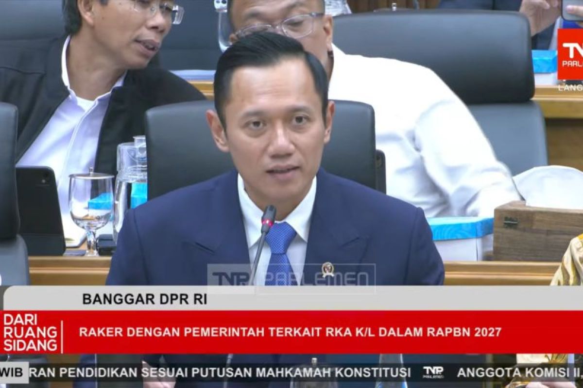 Coordinating Minister AHY Prioritises Basic Infrastructure and Connectivity for 2027