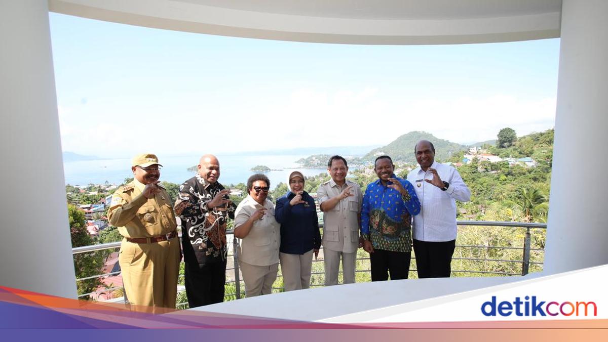 Home Affairs Minister Urges Papua Governors to Support 2026 Economic Census