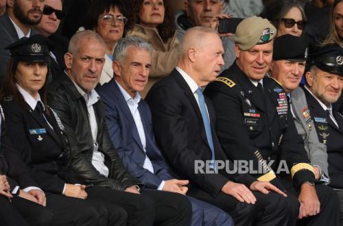Former Israeli Shin Bet Chief Ronen Bar Evacuated from UAE Amid Fears of Iranian Attack