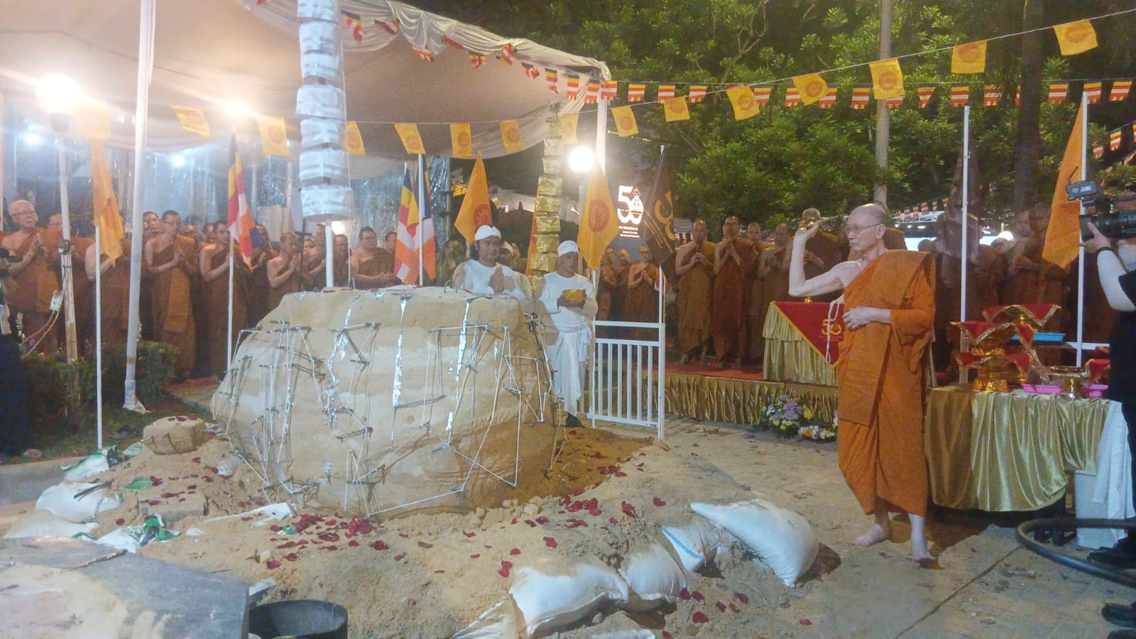 Collective Casting of Buddha Statue Symbolises Unity and Harmony for Indonesian Buddhists