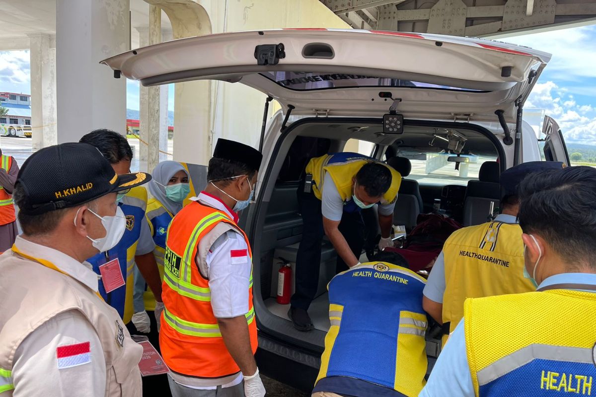 Acehnese pilgrim dies on flight home from Hajj