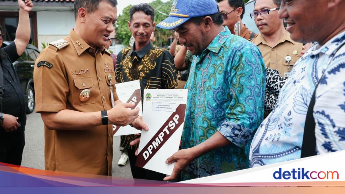 Central Java Governor Urges Fishermen to Report Illegal Levies During Free Licensing Programme