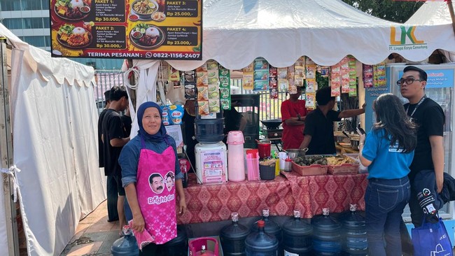 Pertamina Supports MSEs, Culinary Traders Receive Bright Gas