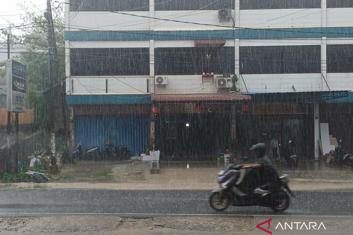 BMKG: Cyclone Mekkhala Activity Triggers Rain on Bintan Island, Riau Islands
