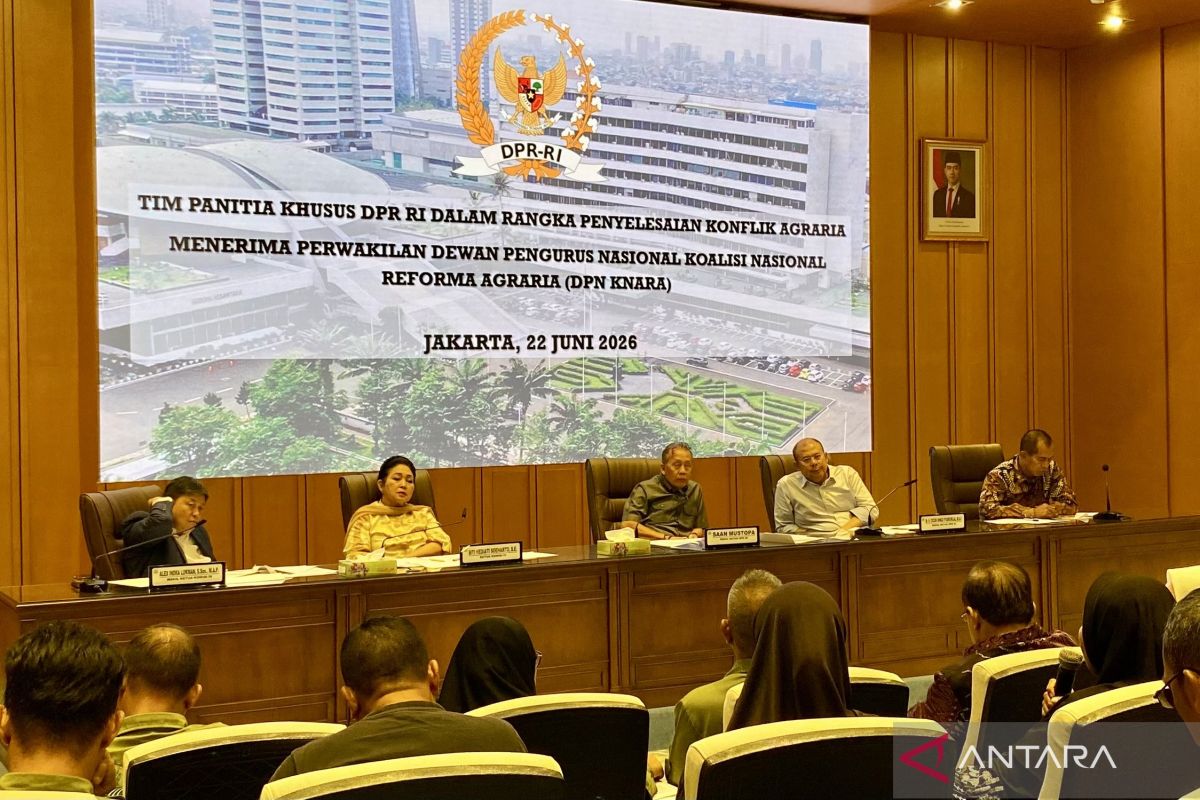 DPR Commits to Follow Up Aspirations After Receiving KNARA Protest Audience