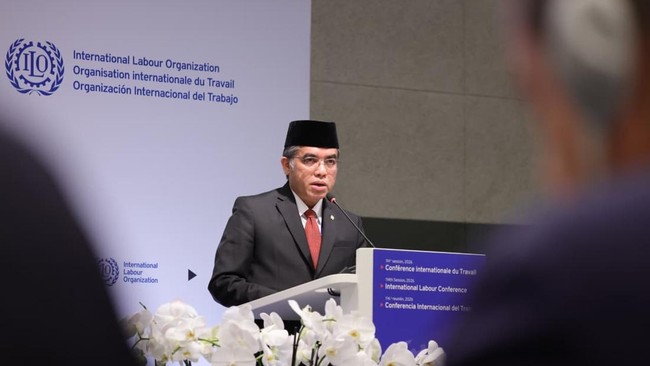 Labour Leader Warns Thousands Face Layoffs, Manpower Minister Responds