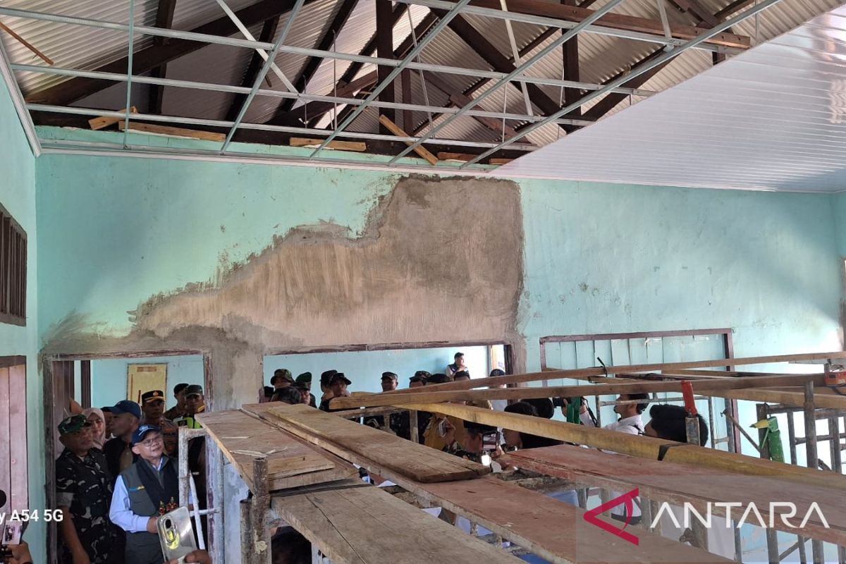 Minister Targets Aceh Disaster-Affected Schools Ready for Use by 2026