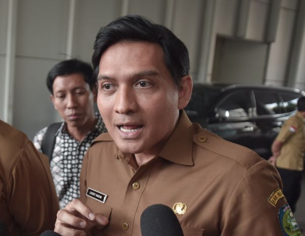 Indramayu Regent Speaks Out on Deputy Regent's Corruption Suspect Status