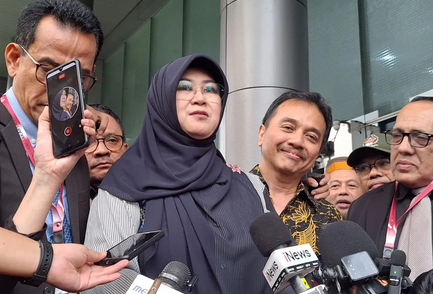 Roy Suryo and Doctor Tifa Not Detained, Families Act as Guarantors