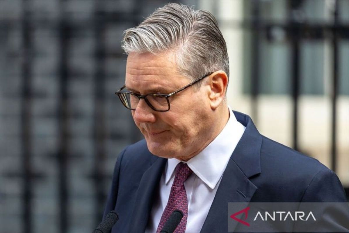 Starmer Deemed to Have Lost Support, Resigns as Labour Party Leader