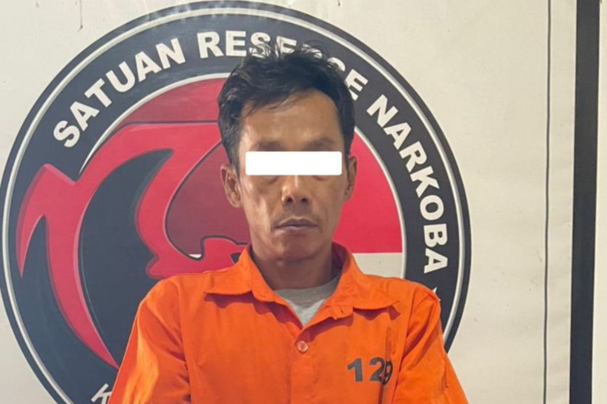 Bengkalis Police Arrest Fugitive in 15 kg Methamphetamine Case
