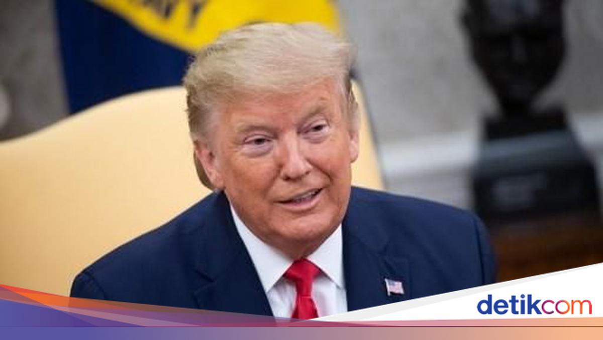 Trump Temporarily Lifts Sanctions on Iranian Oil