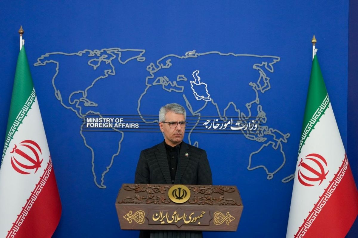 Iran has no obligation to buy US products with unfrozen funds