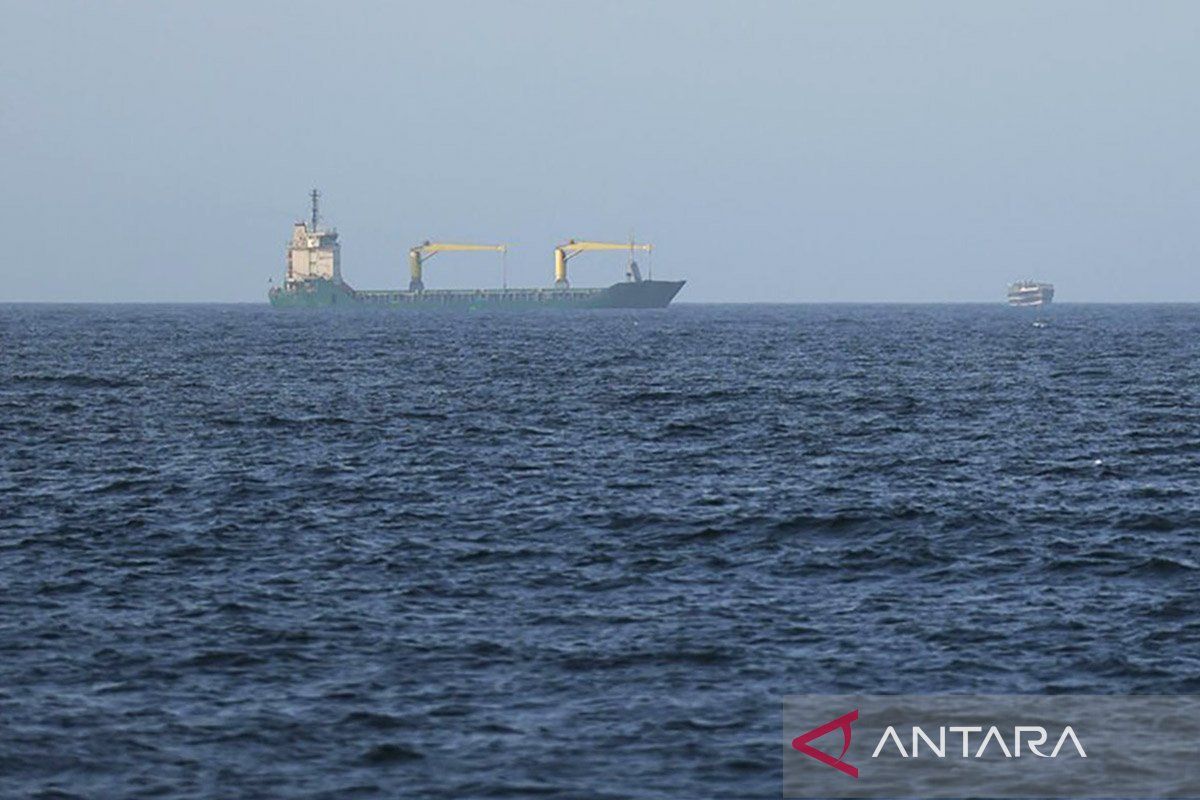 Oman Reaffirms Commitment to Duty-Free Safe Passage in the Strait of Hormuz