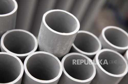 Health Hazards Behind Putu Cake Cooked Using PVC Pipes