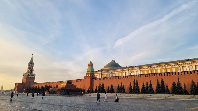 Learning from Russia: The Super-Rich Are Not Immune to Law and Can Go to Prison