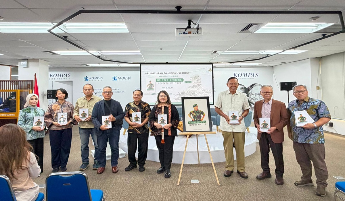 Book Launch of 'Militer Pemikir, Pemikir Militer' Revives Discussion on TNI Reform