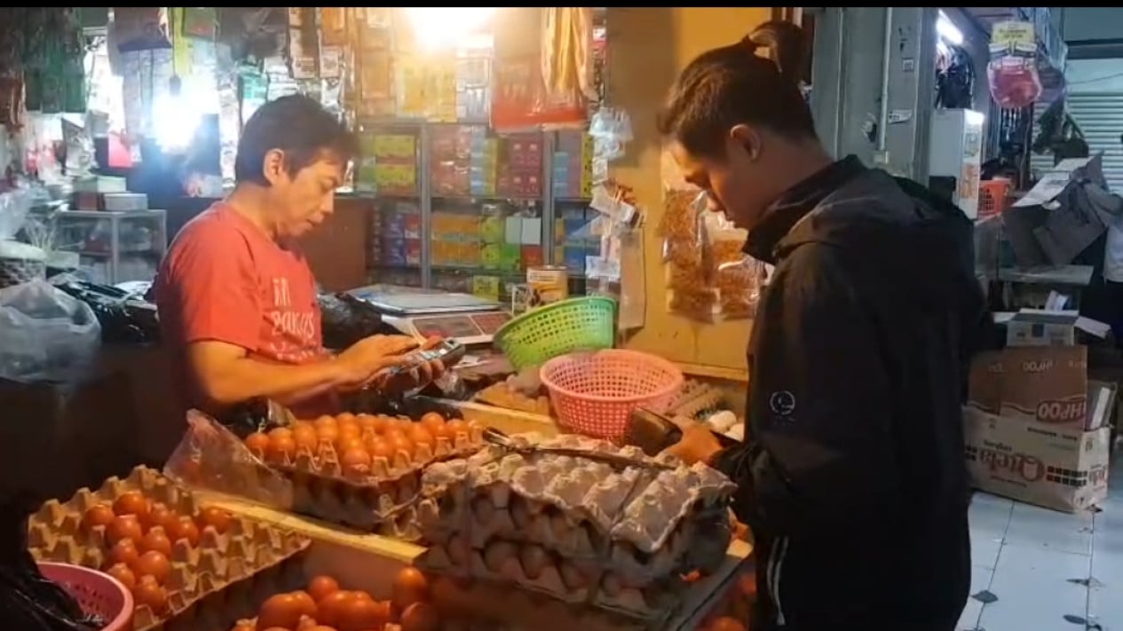 Egg Prices Fall to Rp 29,850 per Kg, Beef and Bulk Cooking Oil Rise
