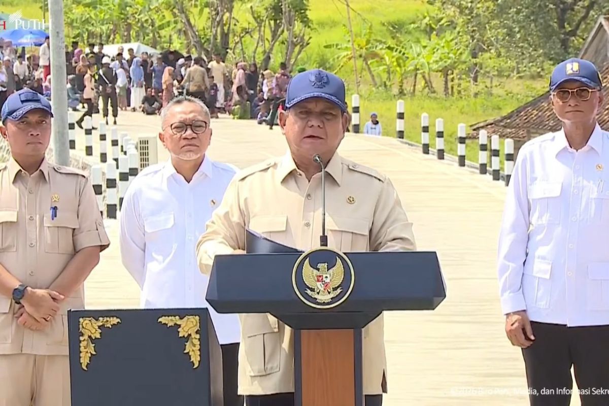 Prabowo: No region should be left behind due to limited road access