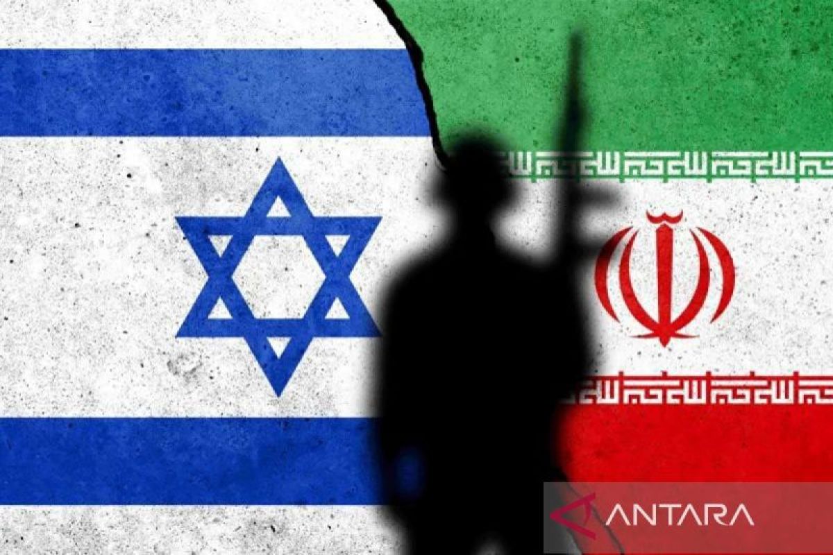 Iran Arrests 17 'Mercenaries' Linked to US and Israel