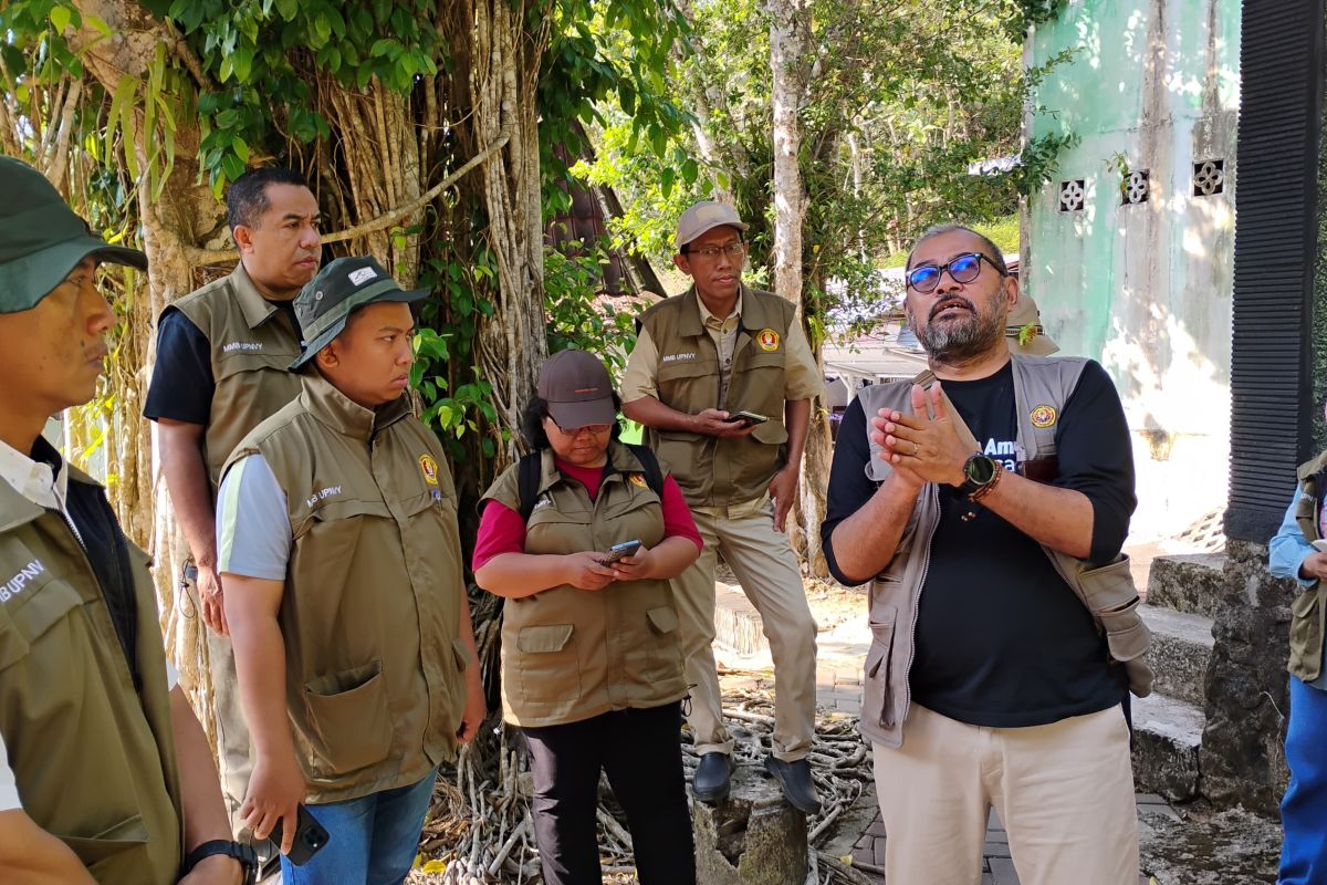 Geologist confirms Pacitan's hot springs originate from active fault