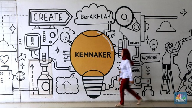 Survey: Indonesian Workers Reject Pay Rise Over Toxic Workplace