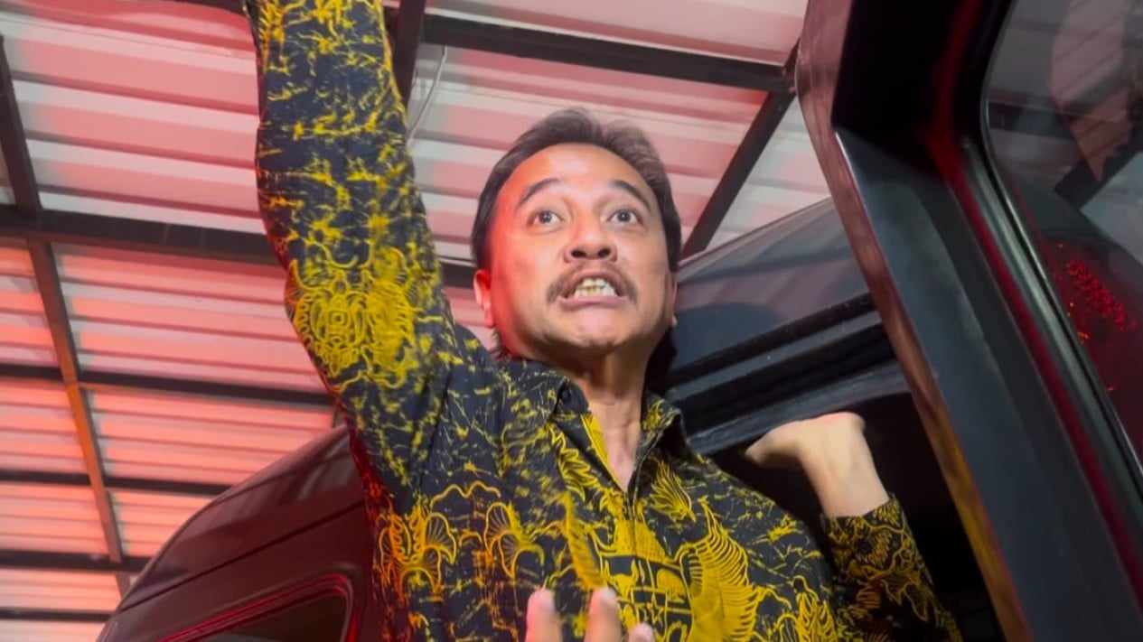 Roy Suryo Files Pre-Trial Motion Challenging Legality of Search in Jokowi Diploma Case