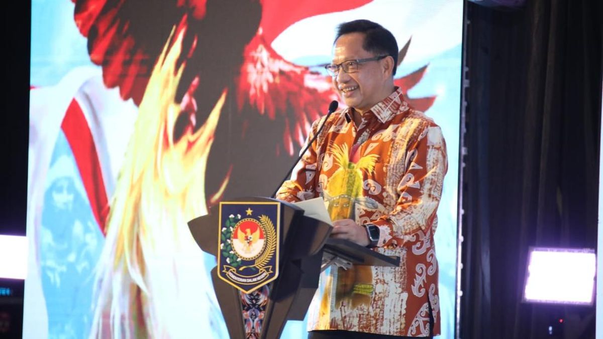 Home Affairs Minister Says Regional Government Awards Must Spur Local Performance